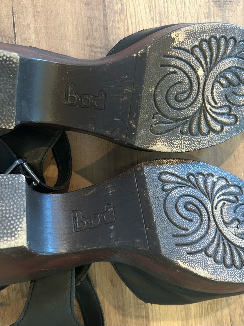 Boc Closed Toe Clog - women size 8 - Picture 7 of 7